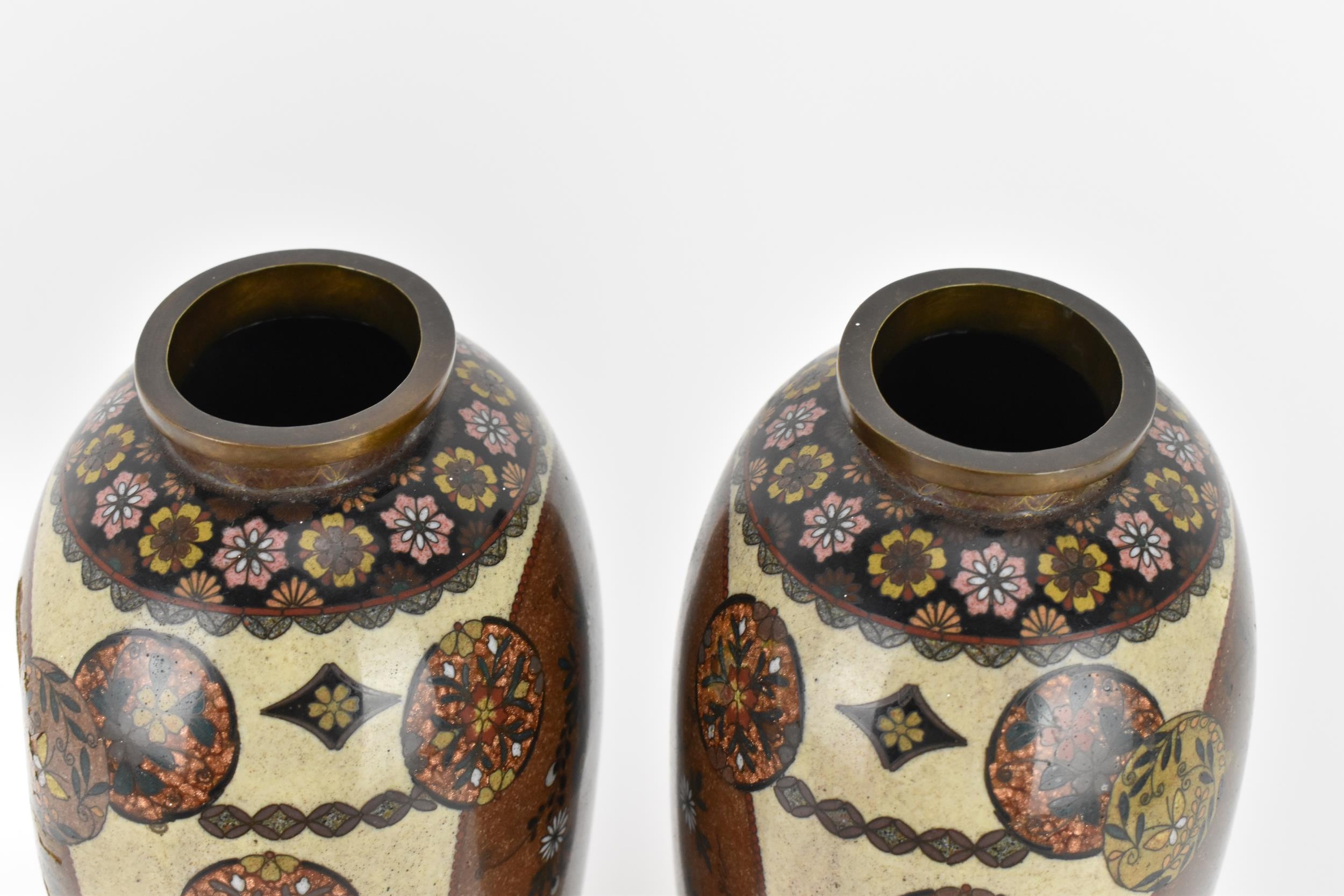 A pair of Japanese Meiji/Taisho period cloisonne enamel vases, each with central goldstone ground - Image 7 of 8