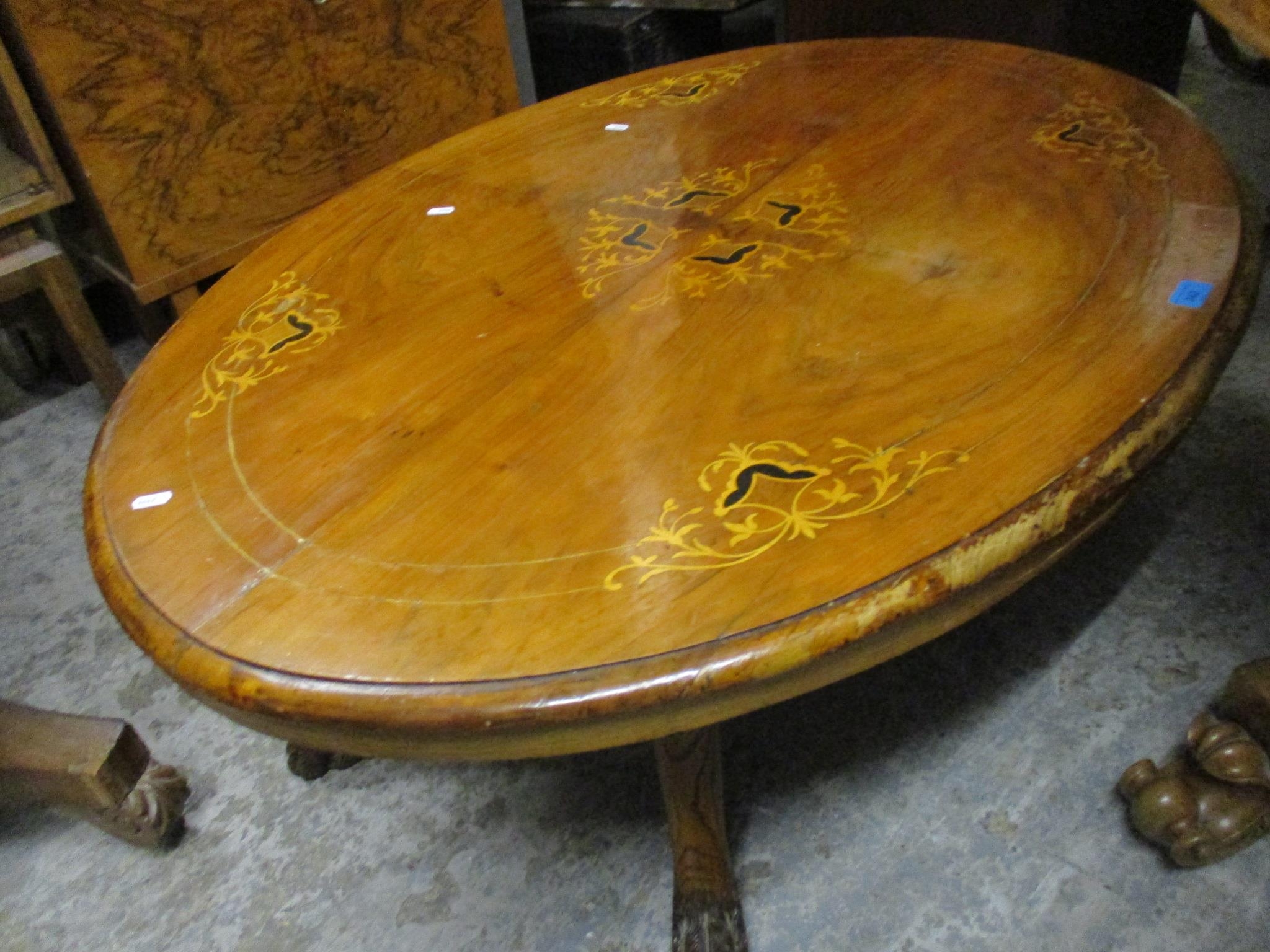 A 20th century Italian Sorrento style coffee table, quarter cut walnut veneered oval top with inlaid - Image 3 of 3