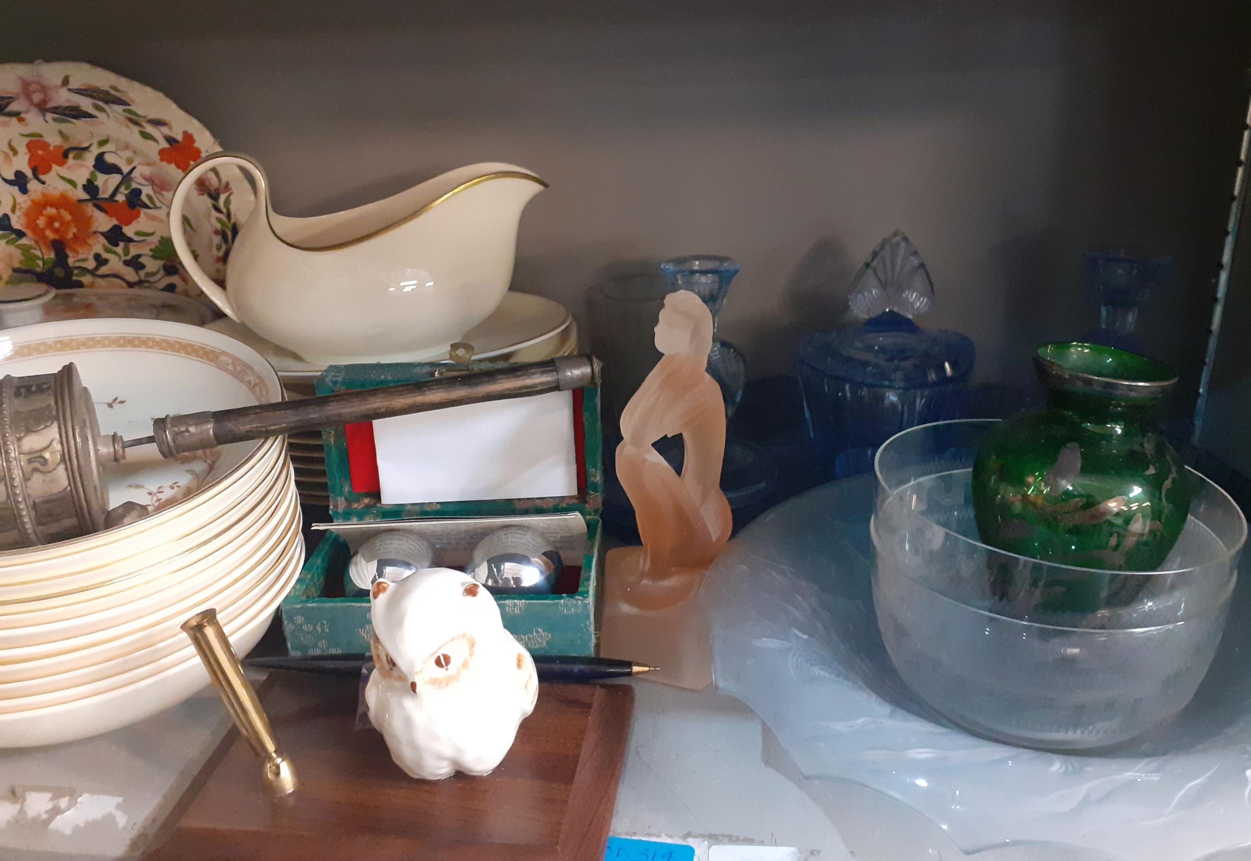 A quantity of 20th century household ornaments, ceramics and glassware to include Art Nouveau - Image 4 of 4