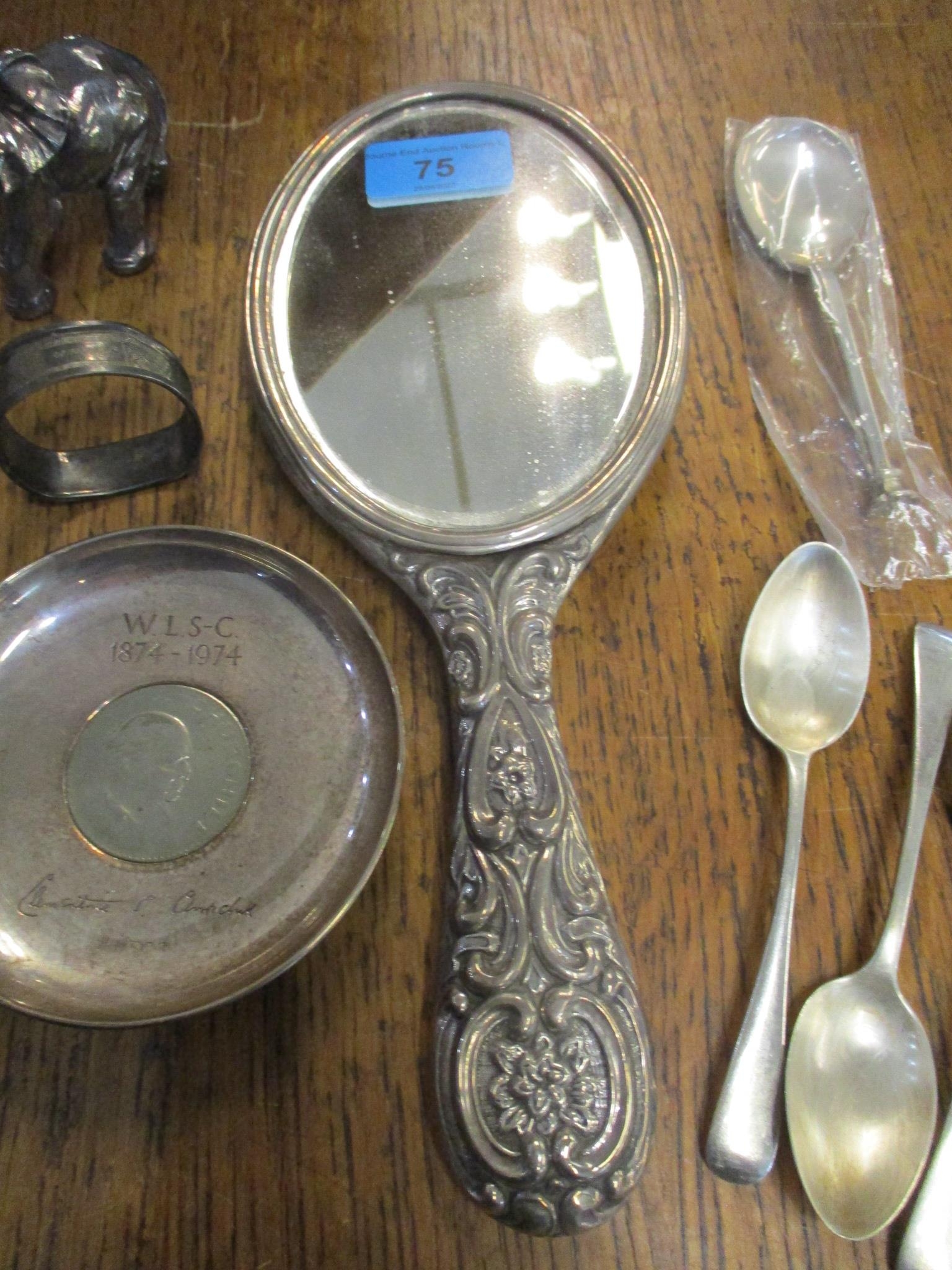 A mixed lot of silver items to include a Clementine Churchill commemorative coin pin dish, - Bild 6 aus 6