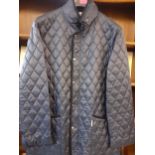 A gents Hawes & Curtis navy padded lightweight jacket, European size 44. Location:Rail2