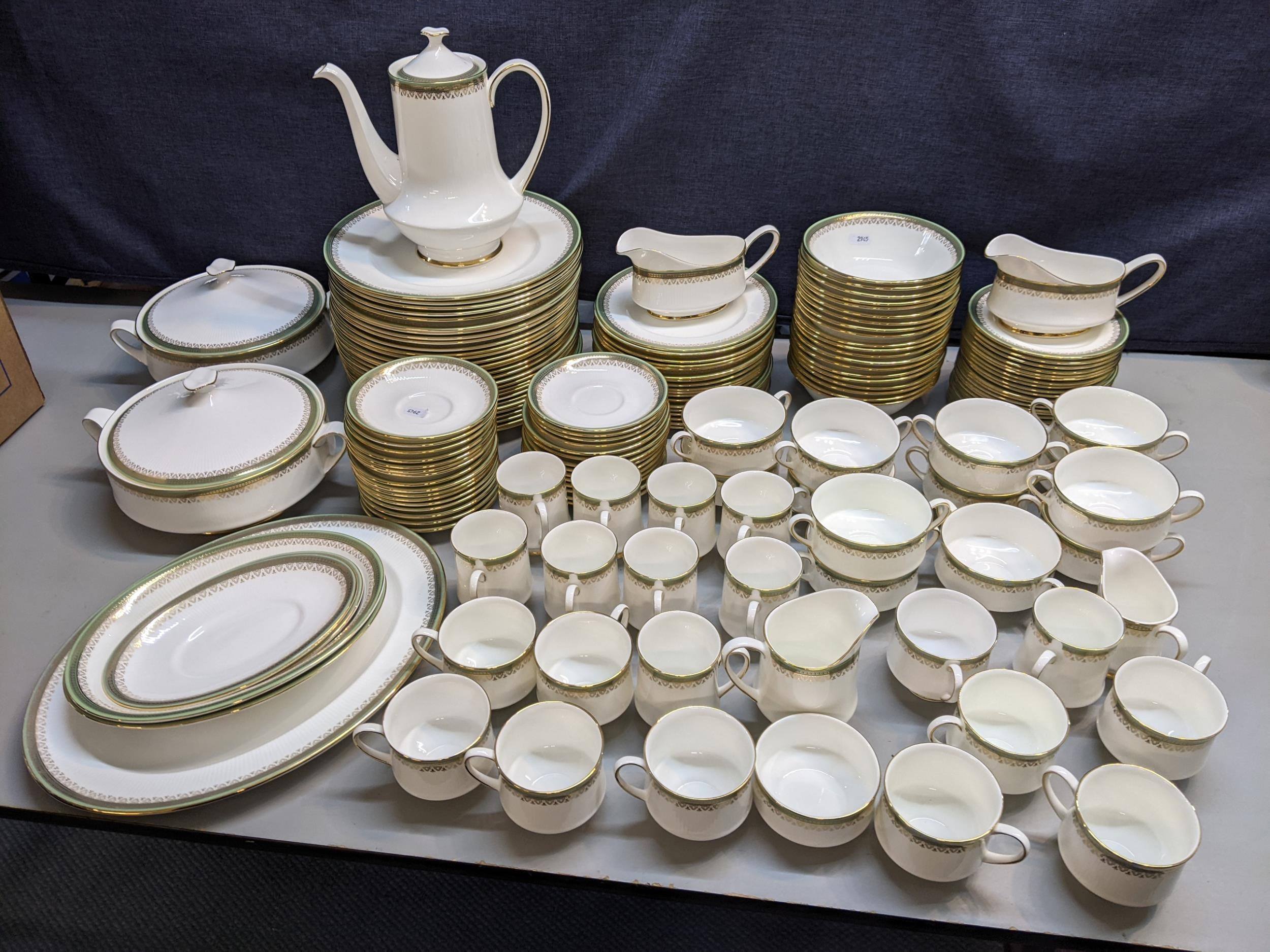 A Paragon Kensington pattern dinner/tea service Location: