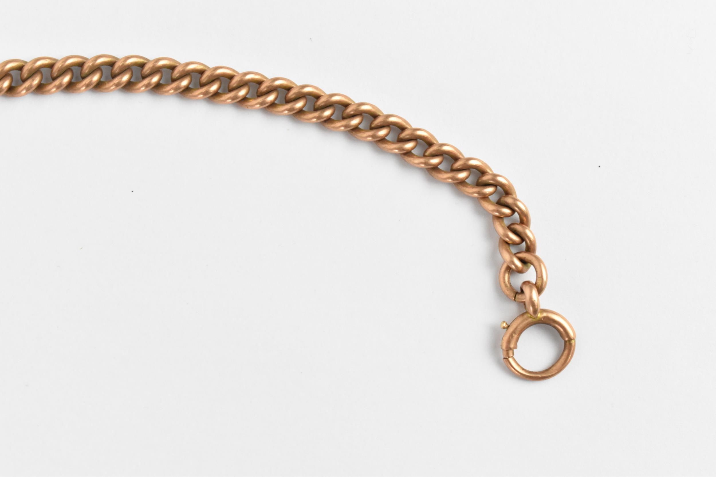 A 9ct gold pocket watch chain having a T-bar and single dog clip, an O ring and a swivel fob, 38cm - Image 4 of 5