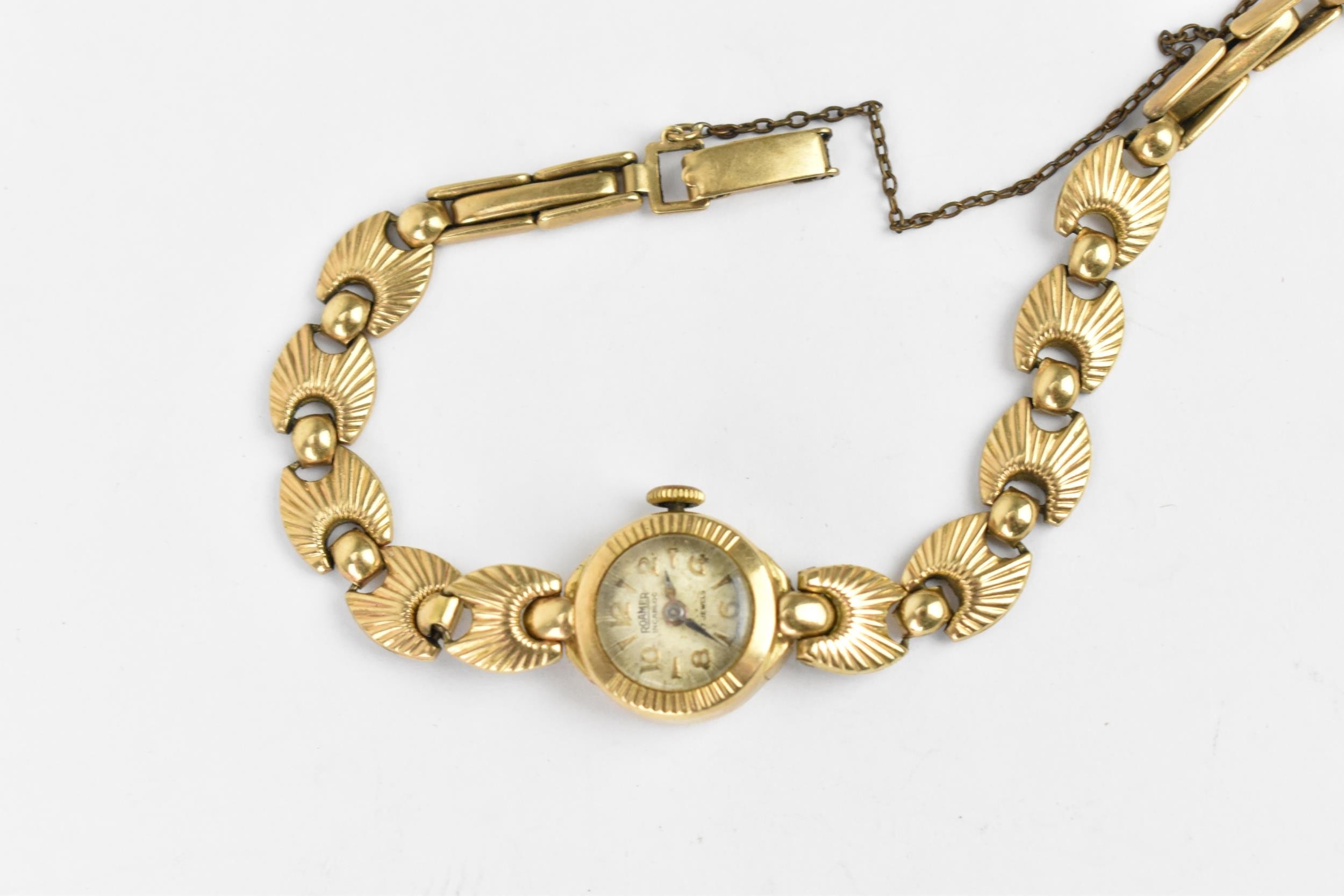 A mid 20th century Roamer manual wind, ladies 9ct gold wristwatch having a silvered dial with Arabic - Image 2 of 3