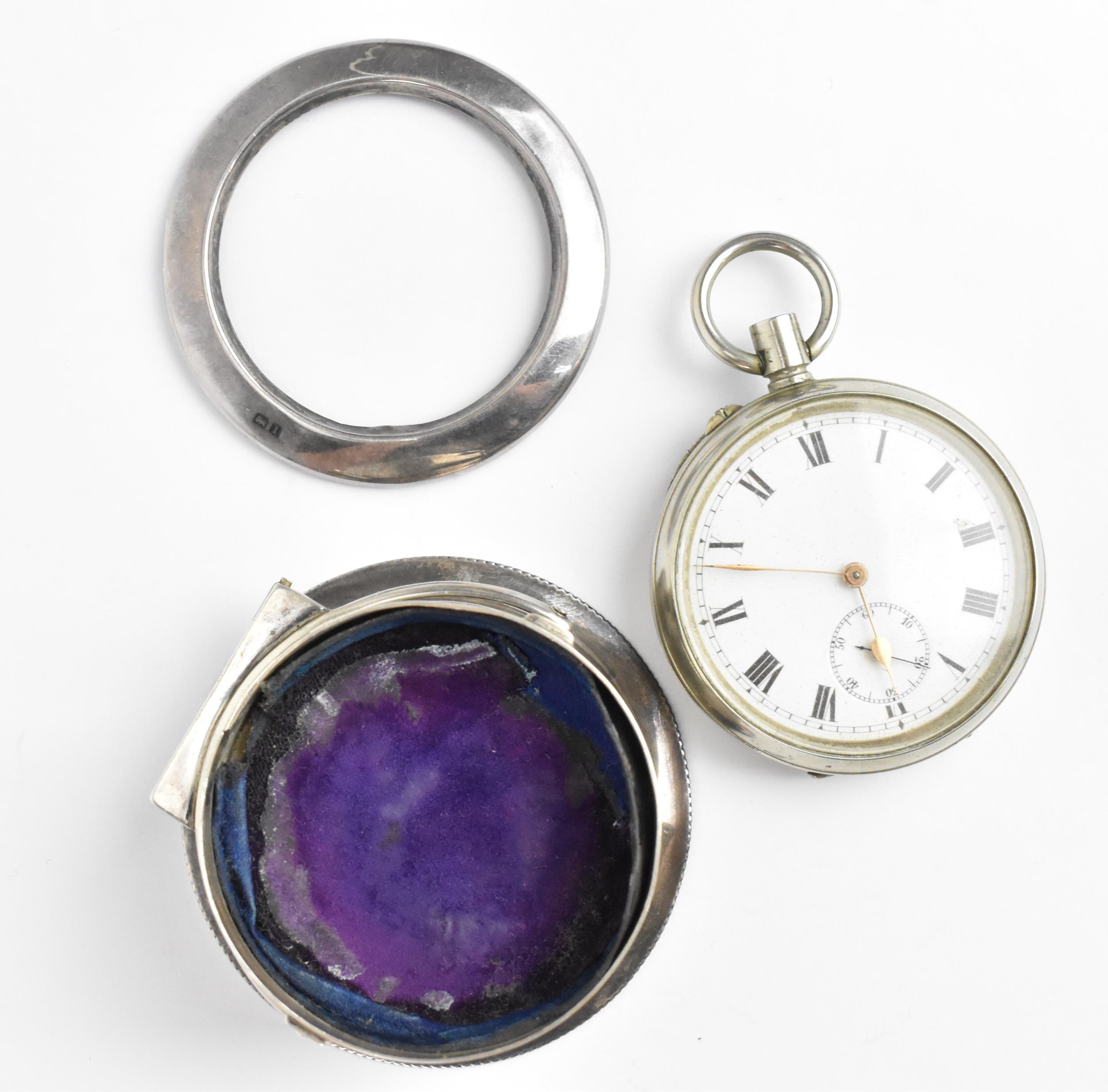 An early 20th century open faced pocket watch having a white enamel dial, with gilt hands, Roman - Image 5 of 6