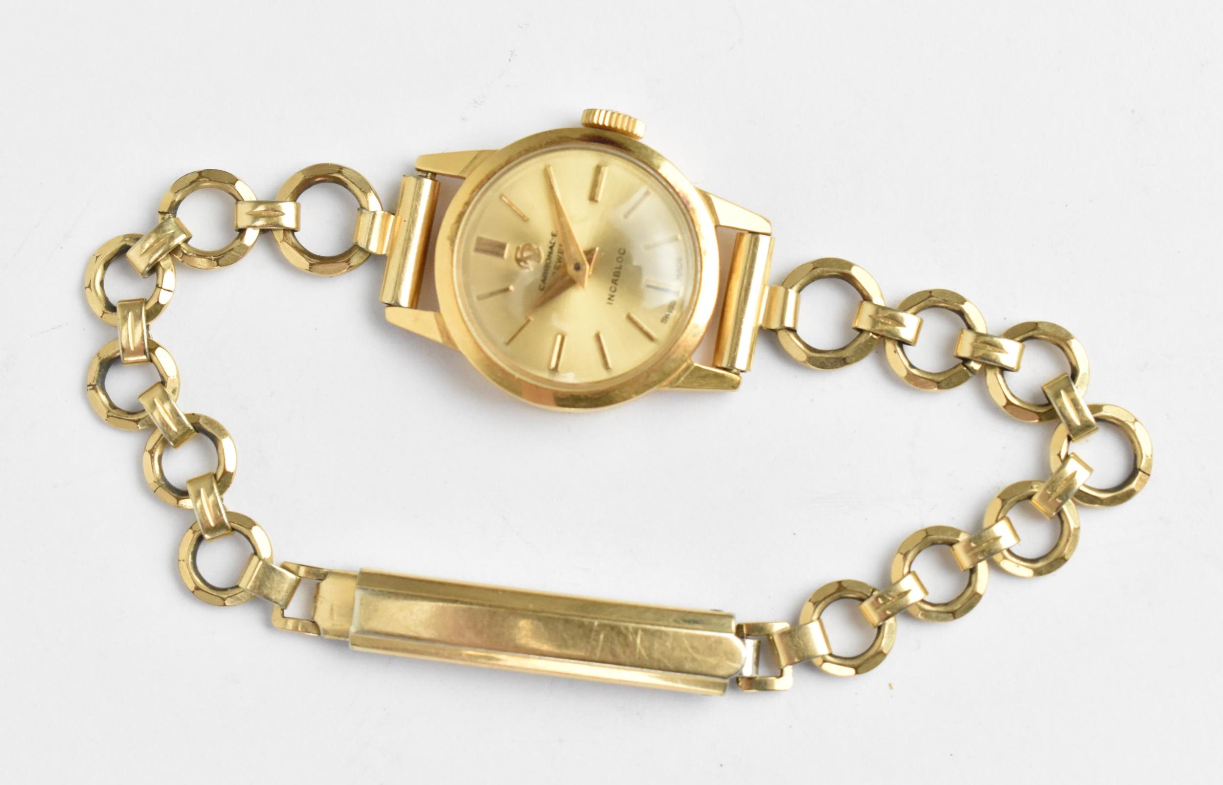 A Carronade manual wind, ladies 9ct gold cased wristwatch having a gilt dial with Arabic numerals on - Image 2 of 4