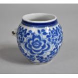 A Chinese Blue and White Bird Feeder, Floral Deocration, 6cm high