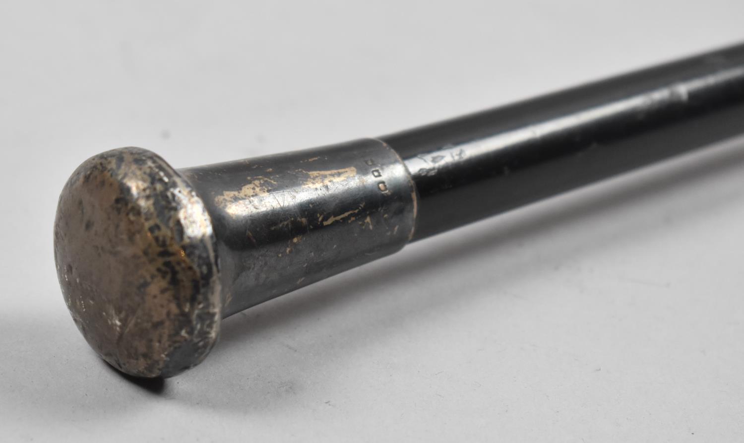 A Silver Topped Ebonised Walking Cane, Missing ferule, 90cm Long - Bild 3 aus 5