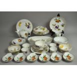A Collection of Various Royal Worcester Evesham Oven to Tablewares to comprise Bowls, Ramekins,