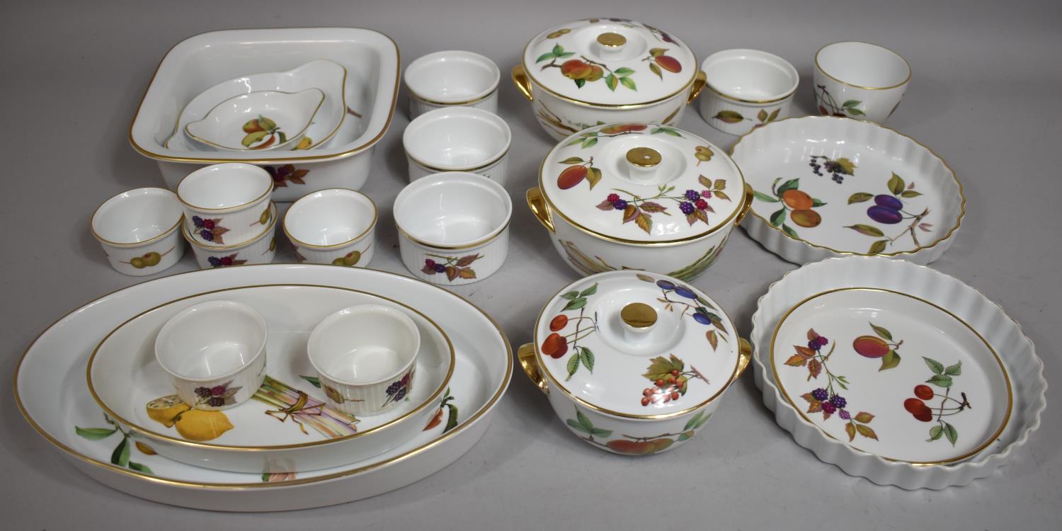 A Collection Royal Worcester Evesham Oven to Table Dinnerwares to Comprise Lidded Tureens, Flan