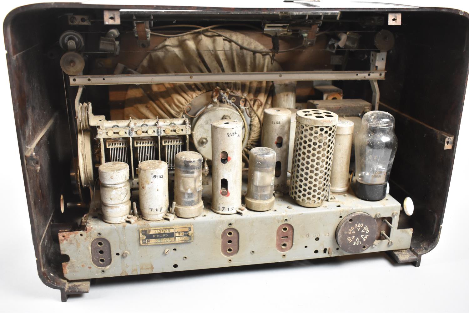 An Art Deco Bakelite Valve Radio by Philips, 42cm wide - Image 2 of 2