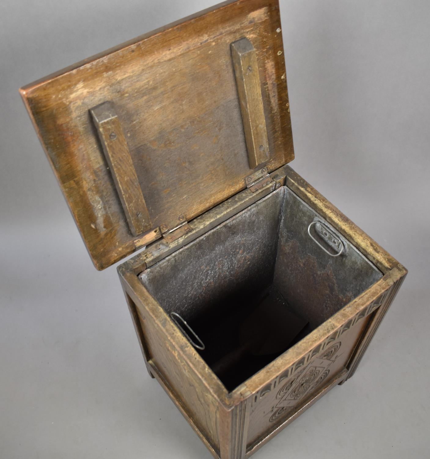 A Mid 20th Century Oak Lift Top Coal Box with Carved Decoration and Metal Liner and Shovel, 44cm - Image 2 of 2