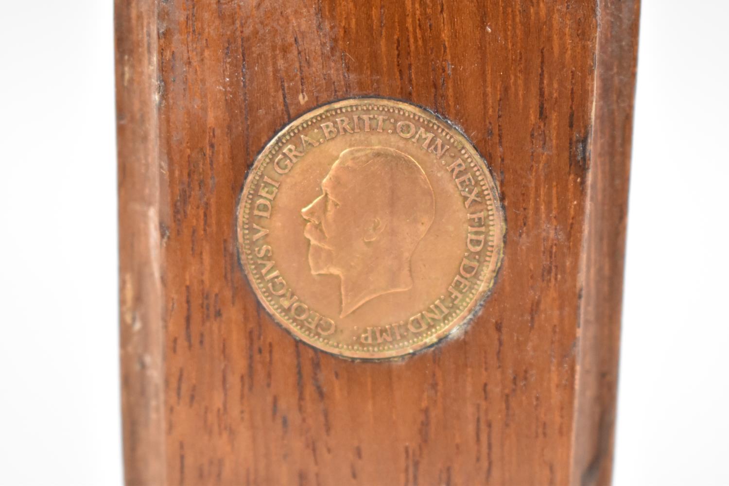 A Novelty Desk Top Wooden paperweight Mounted with Coins from Victoria to Elizabeth, 12cms High - Image 3 of 6