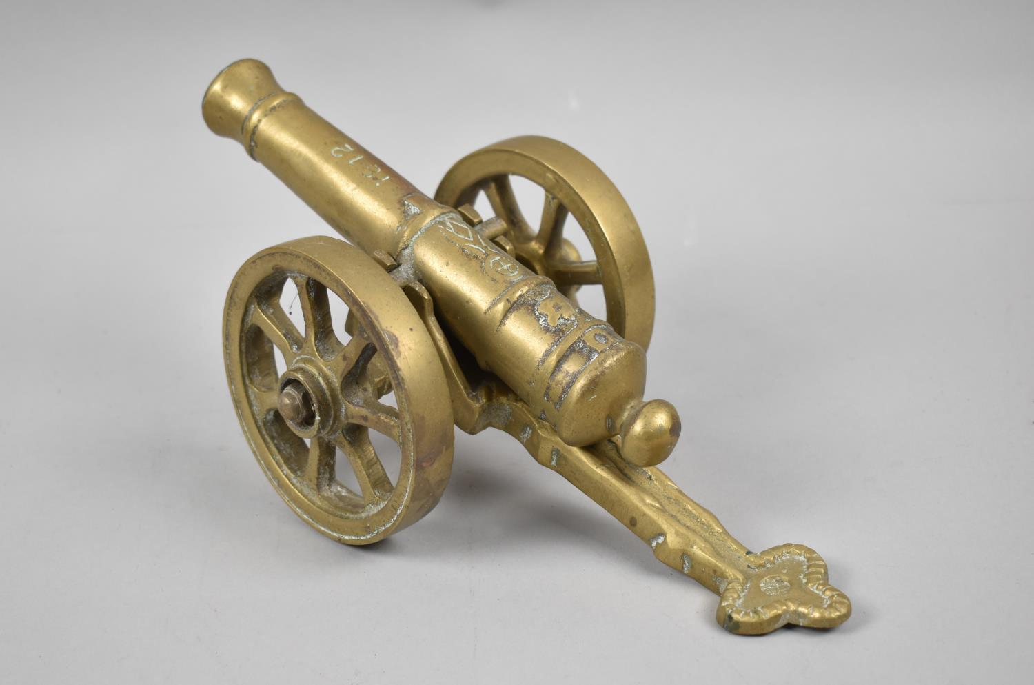 A Heavy Brass Model of an 1812 Cannon, 28cm Long - Image 2 of 2