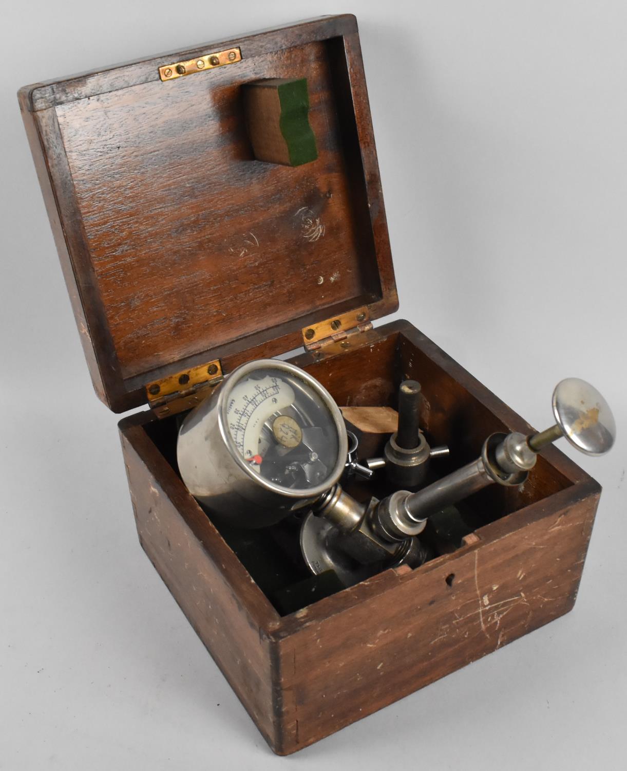 A Vintage Cased Vulcan Portable Gauge Tester