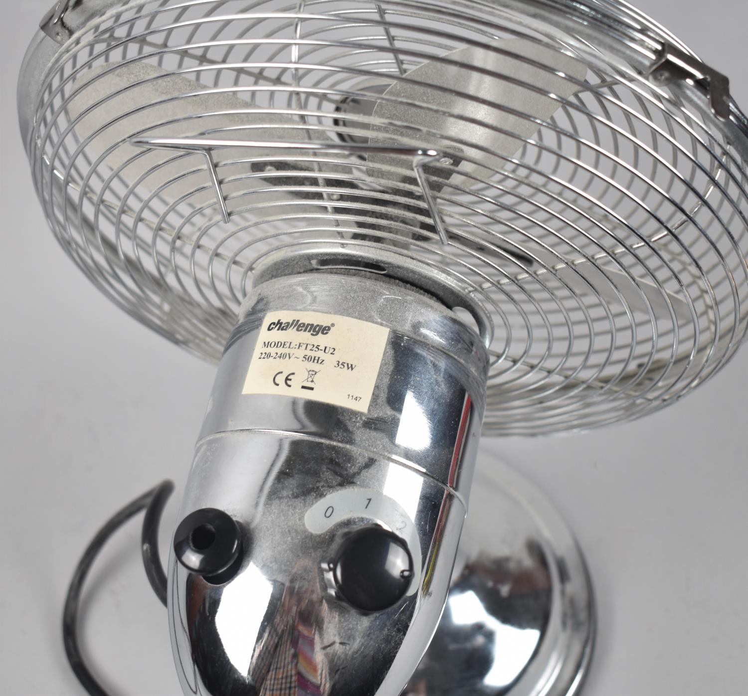 A Vintage Style Table Fan, Requires Nut to Central Bolt - Image 2 of 2