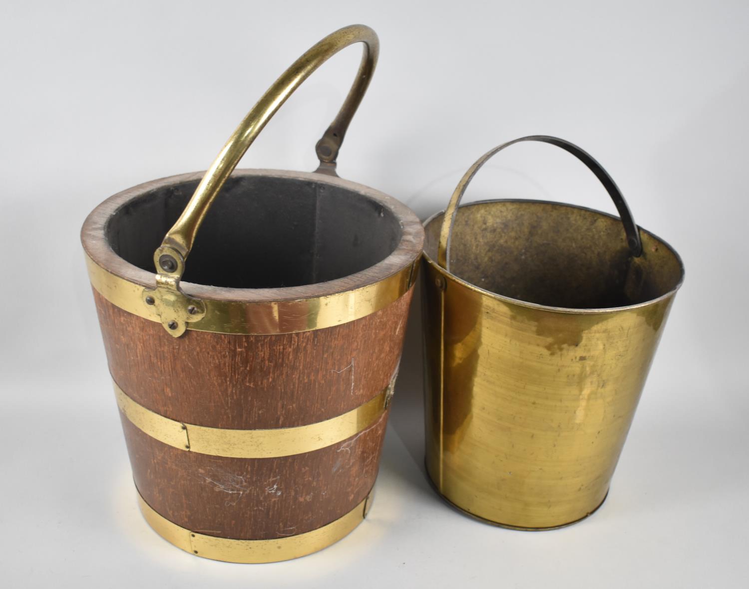 A Mid 20th Century Brass Banded Wooden Coal Bucket with Brass Inner Liner, 32cms Diameter - Image 2 of 2