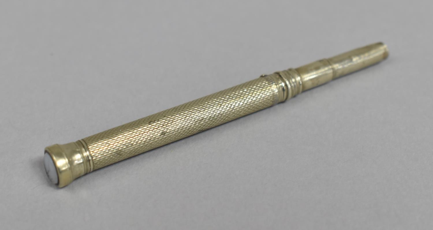 A Late Victorian/Edwardian Dual Pencil and Pen with Small Intaglio End, 8cms long