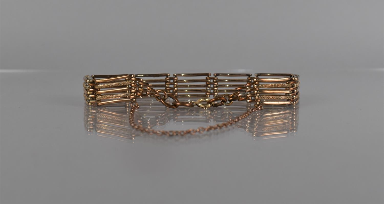 An Early 20th Century 9ct Gold Five Bar Charm Bracelet, Approx 20cms Long, Clasp Stamped 9ct, 14. - Bild 2 aus 2