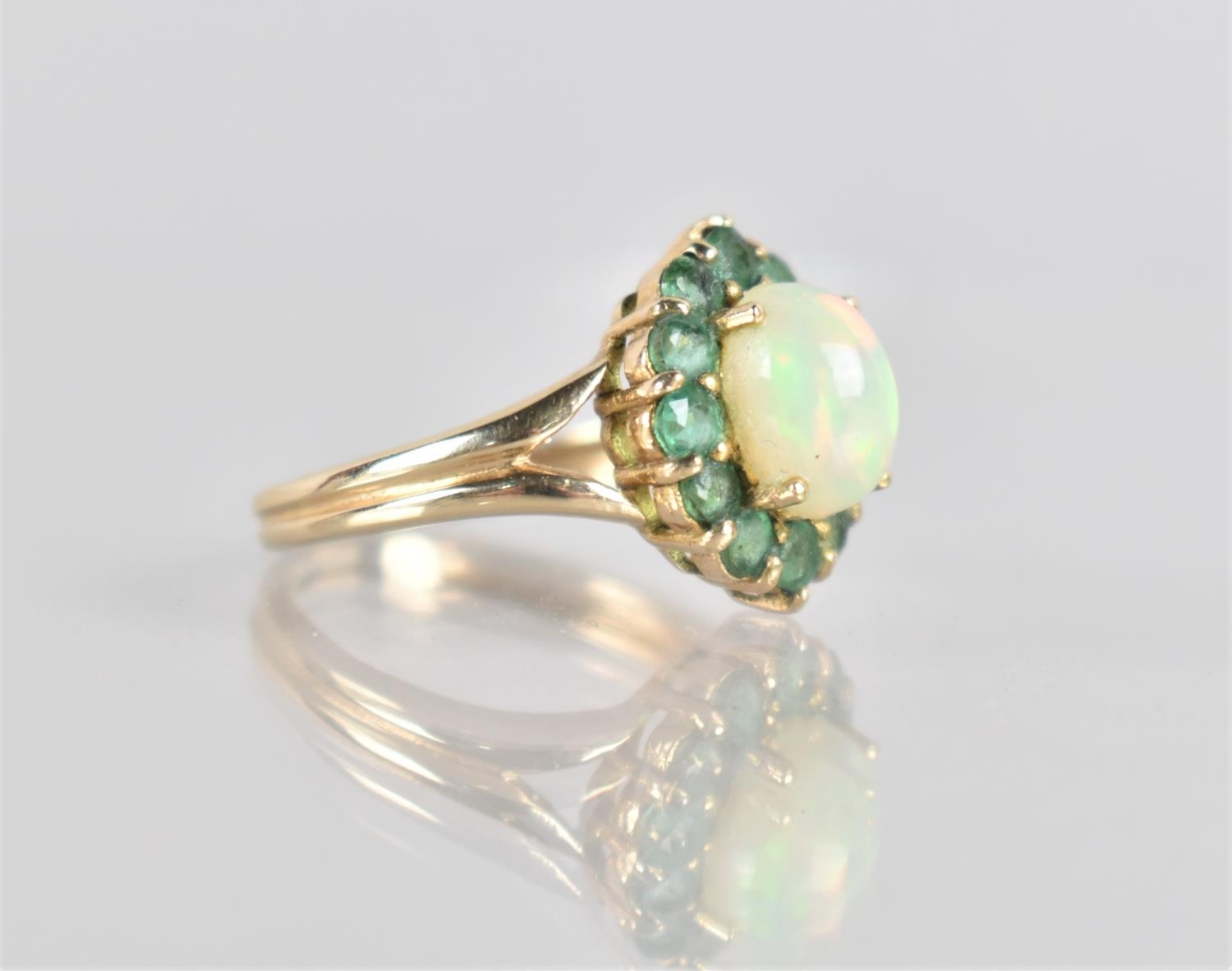 A 9ct Opal and Emerald Ladies Dress Ring, Central Oval Cabochon Stone Measuring 8x6mm in Four Claw - Image 2 of 4