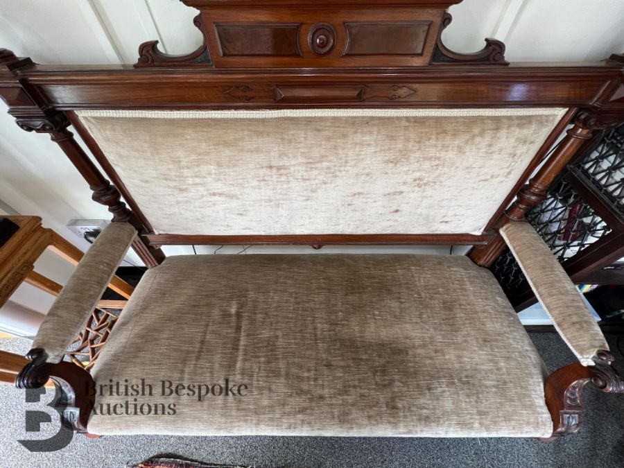 Edwardian Oak, Walnut and Mahogany Settle - Image 6 of 6