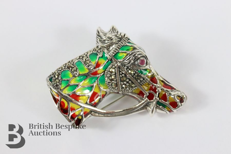 Silver Horse Brooch - Image 2 of 2