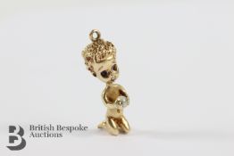 10ct Gold Kneeling Angel Pendant