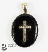 Victorian 9ct Yellow Gold Diamond and Enamel Mourning Locket