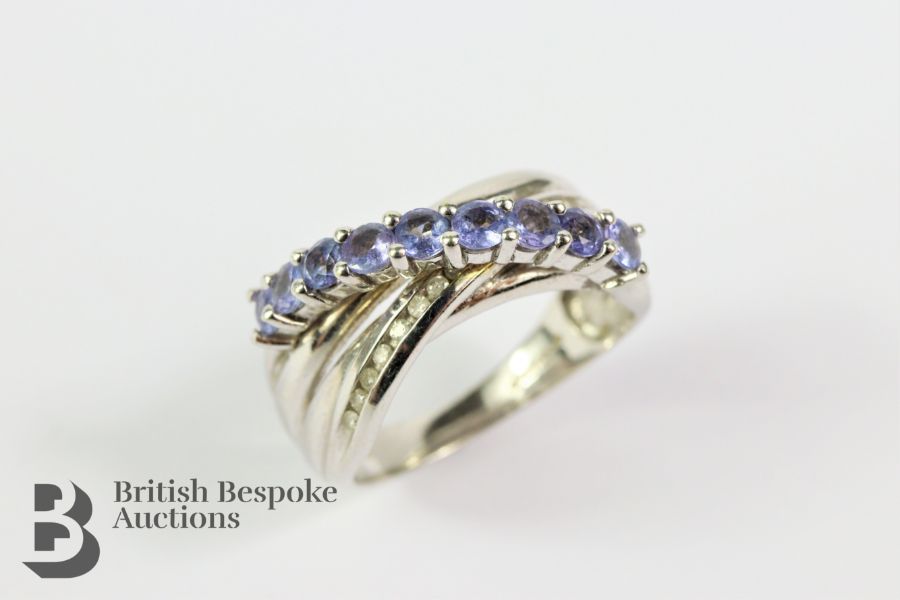 14ct White Gold Amethyst and Diamond Ring - Image 2 of 3