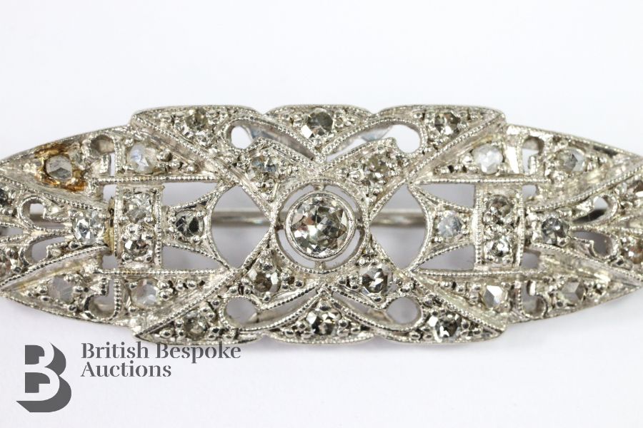 18ct White Gold and Platinum Edwardian Diamond Brooch - Image 3 of 11