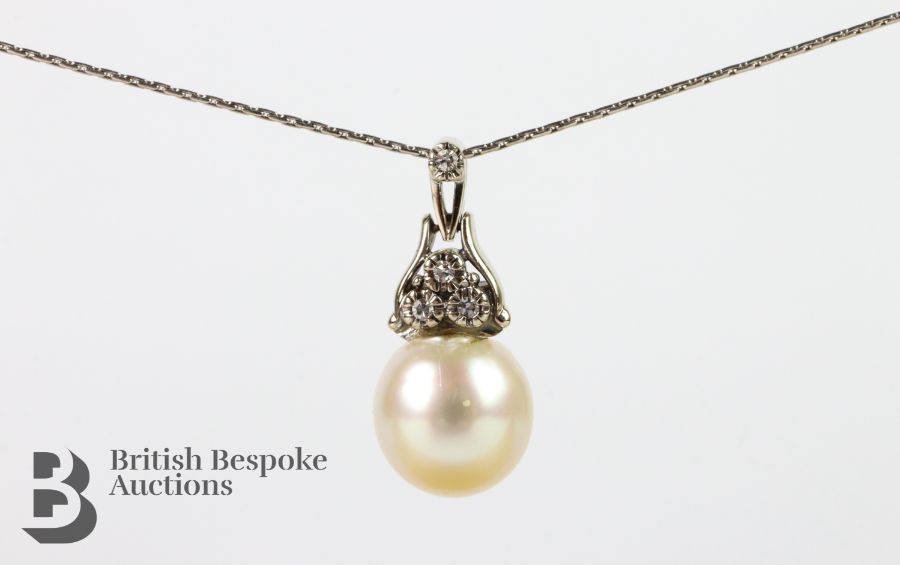 White Gold Diamond and Southsea Pearl Necklace - Image 4 of 4