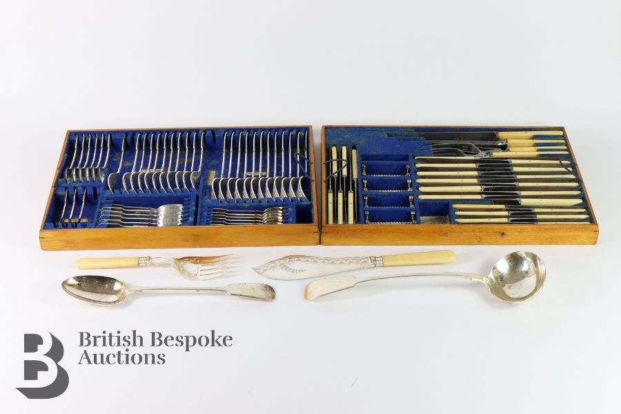 Early 20th Century Canteen of Cutlery - Image 8 of 8