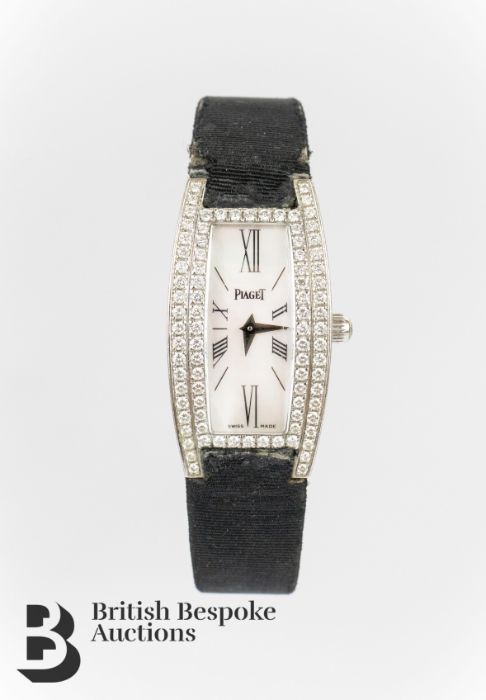 Piaget Tonneau 18ct White Gold and Diamond Wrist Watch - Image 3 of 7