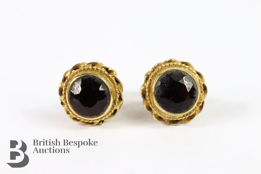 Early 20th Century 14ct Garnet Suite - Image 3 of 5