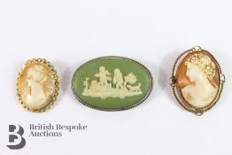 Two 9ct Yellow Gold Shell Cameo Brooches