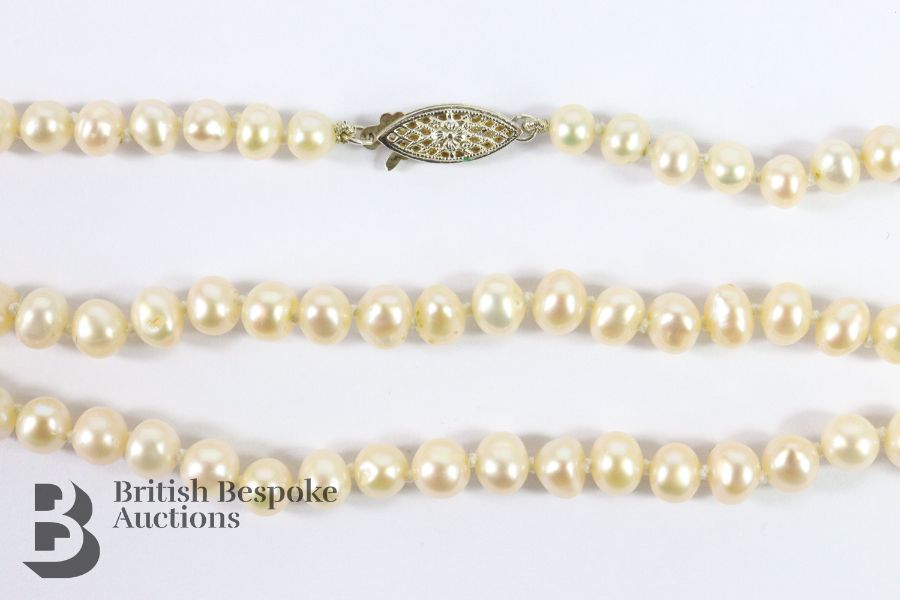 Natural Freshwater Pearl Necklace and Bracelet - Image 6 of 6