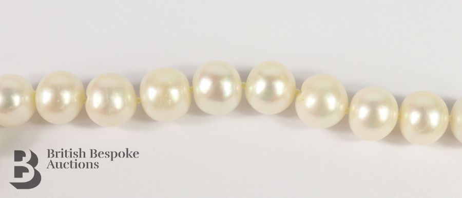 Freshwater Pearl Necklace - Image 3 of 4