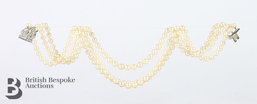 Fine Three-Strand Pearl Necklace - Image 7 of 8