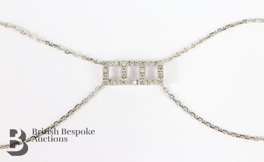 18ct White Gold and Diamond Double Chain Bracelet - Image 2 of 4