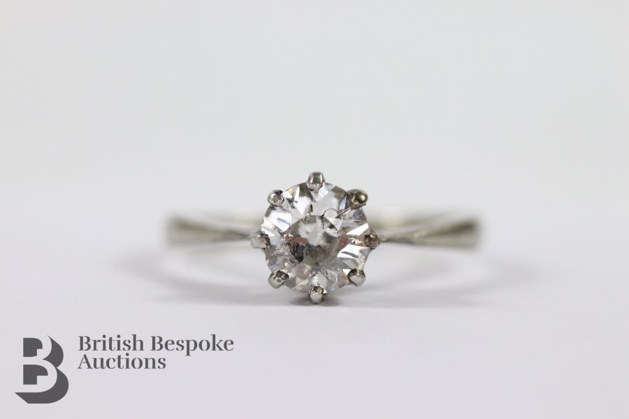 18ct Yellow Gold Solitaire Diamond Ring - Image 2 of 3