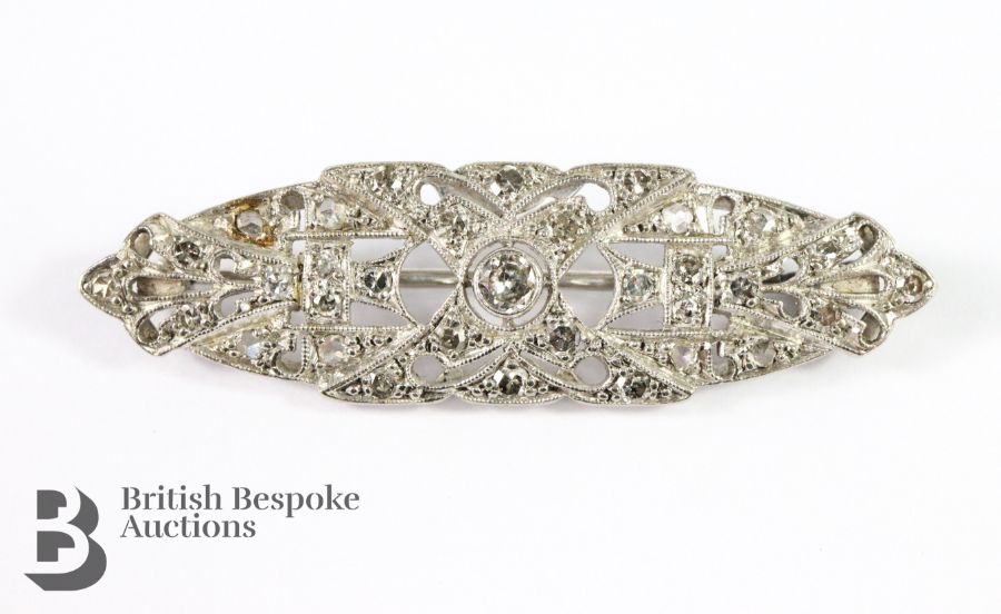 18ct White Gold and Platinum Edwardian Diamond Brooch - Image 6 of 11