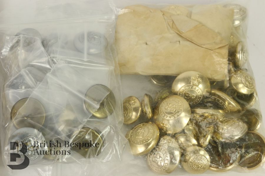Large Quantity of Military Buttons - Image 6 of 9