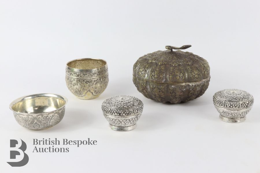 Four Persian Bowls - Image 2 of 6
