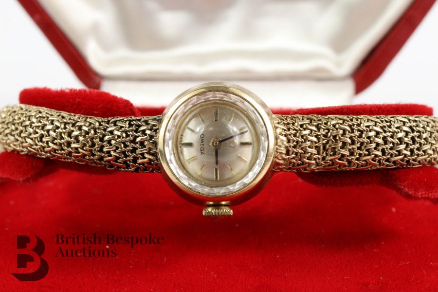 Lady's 9ct Gold Omega Wrist Watch - Image 4 of 6