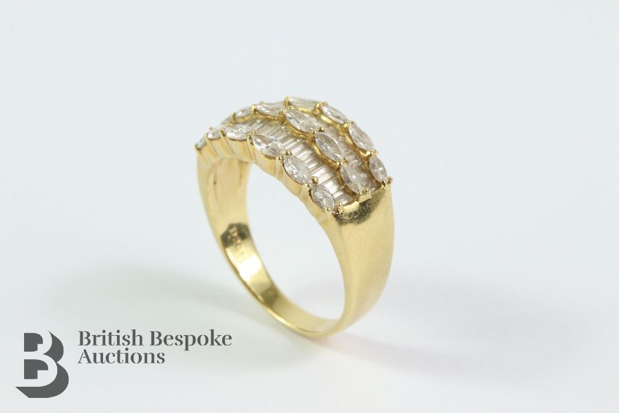 18ct Yellow Gold Diamond Ring - Image 2 of 4