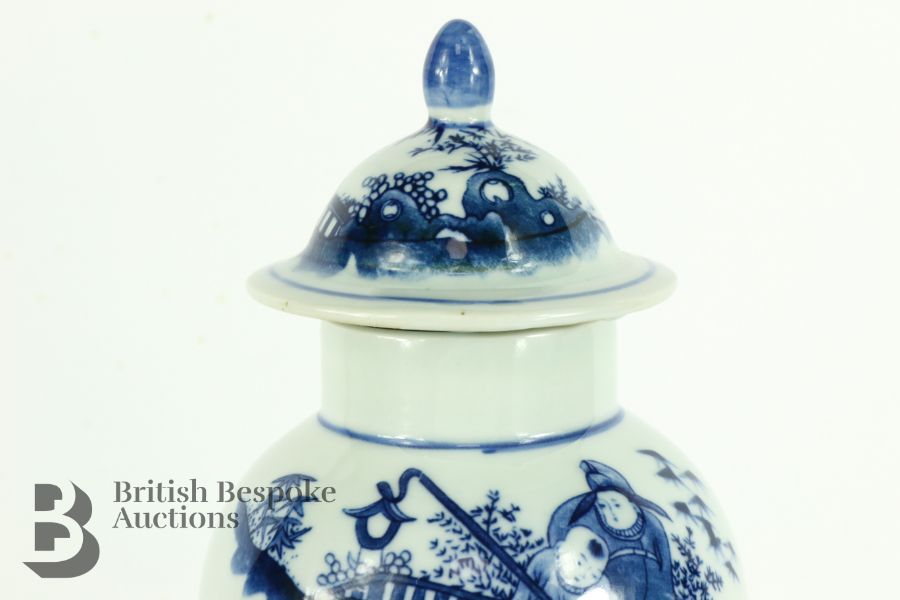 Chinese Blue and White Vase - Image 4 of 10