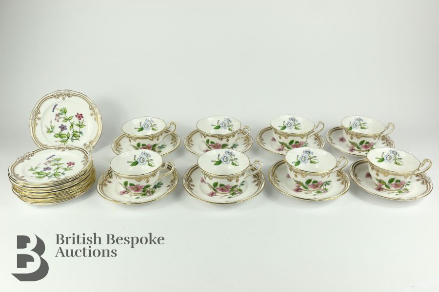 Spode Stafford Flowers Porcelain - Image 5 of 27