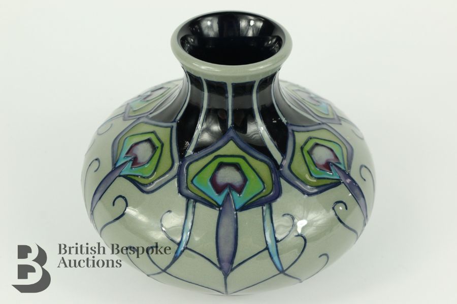 Moorcroft Vase - Image 2 of 4