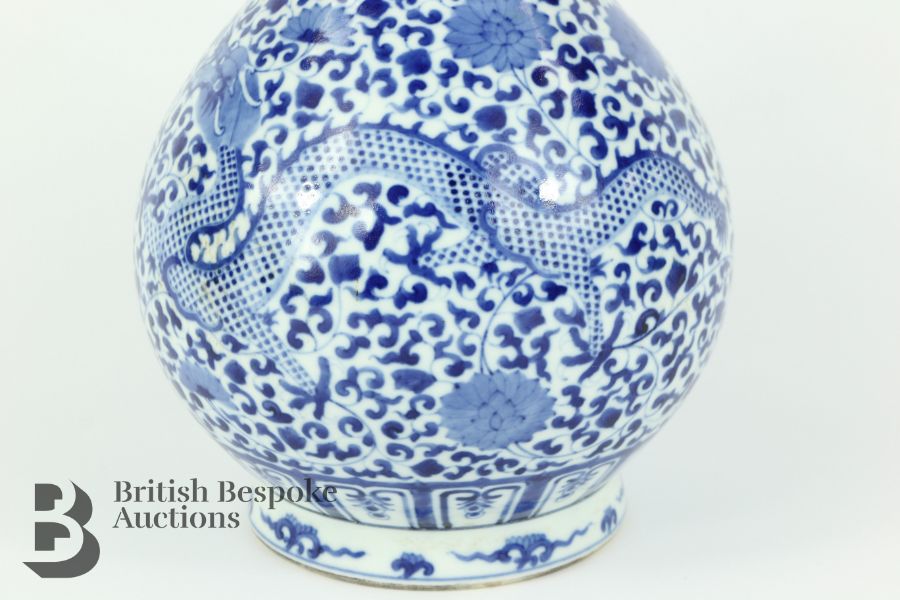 Chinese Late 19th Century Blue and White Bottle Vase - Image 3 of 10