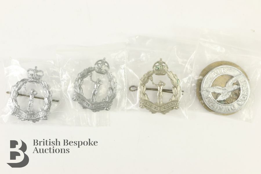 Collection of Insignia - Image 4 of 6